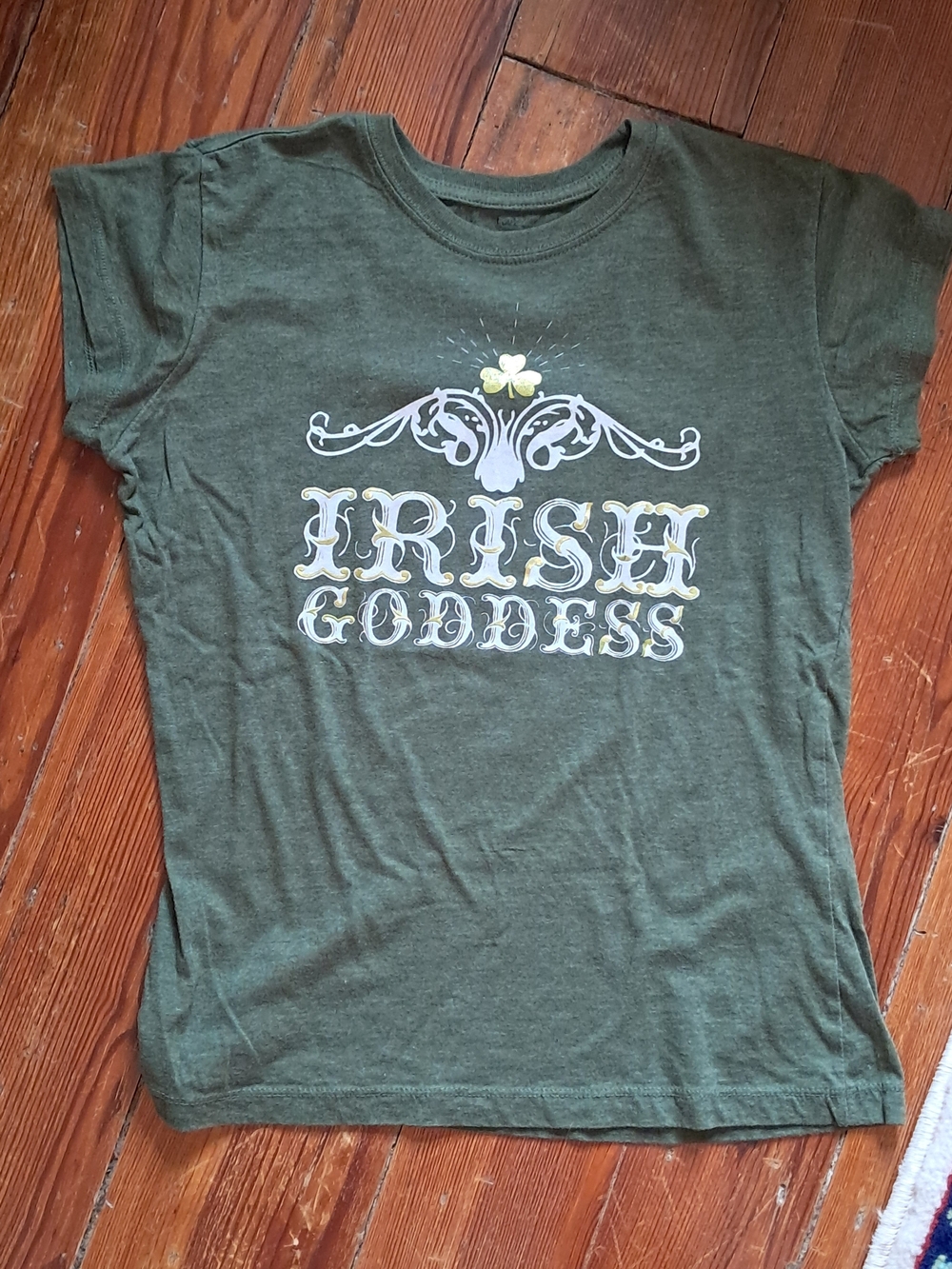 Rue21 Olive Green 'Irish Goddess' Graphic Tee
